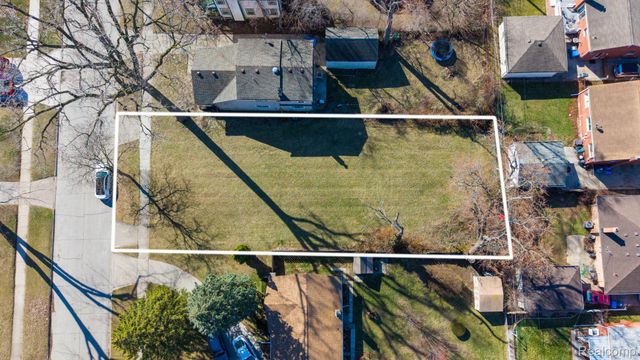 8505 Fenton Street, Dearborn Heights, MI 48127