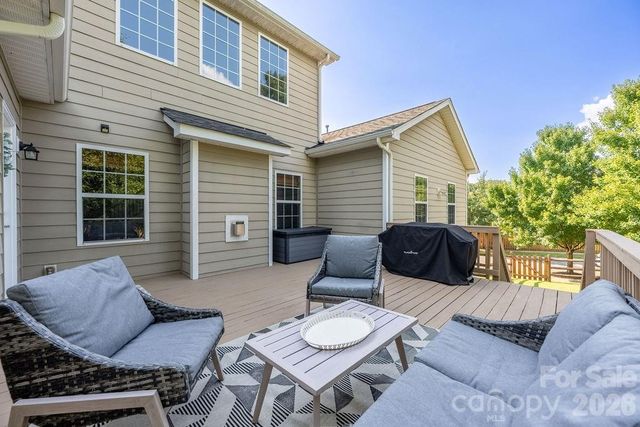 6519 Olmsford Drive, Huntersville, NC 28078