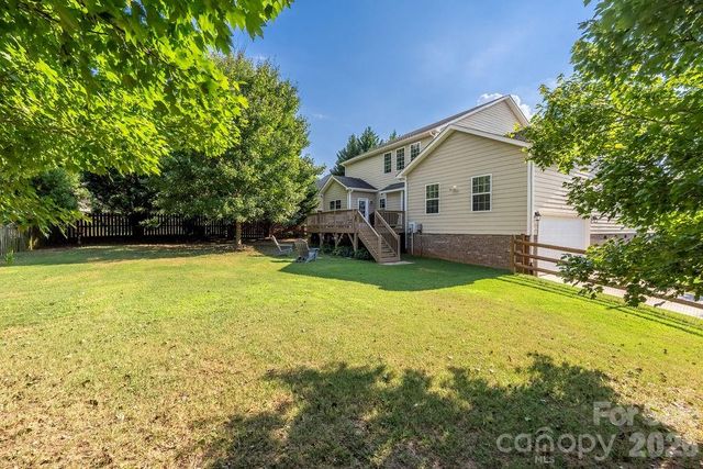 6519 Olmsford Drive, Huntersville, NC 28078