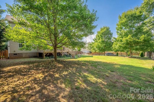 6519 Olmsford Drive, Huntersville, NC 28078