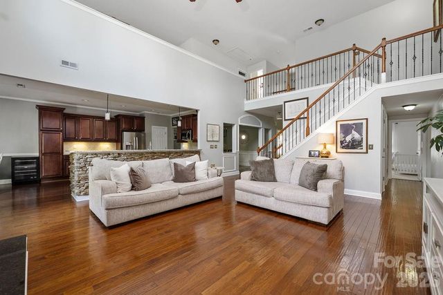 6519 Olmsford Drive, Huntersville, NC 28078