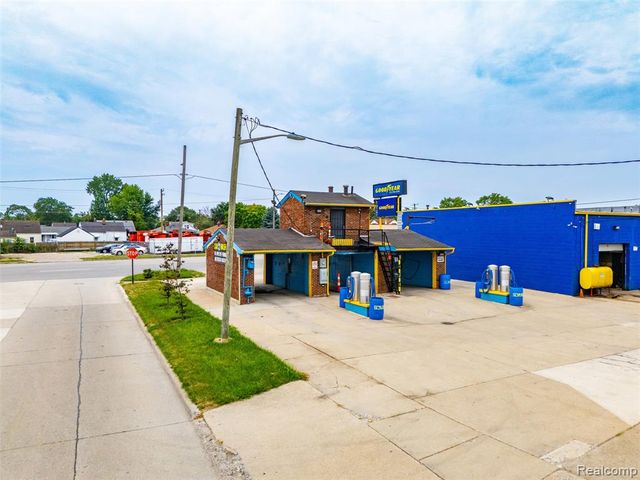 636 Southfield Road, Lincoln Park, MI 48146