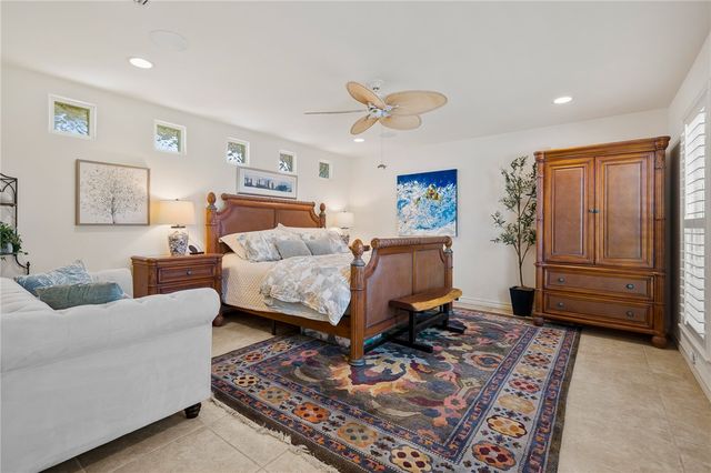 512 Lantana Dr, Port Aransas, TX 78373