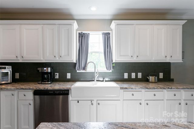 3028 Timber Trails Trail, Hendersonville, NC 28792