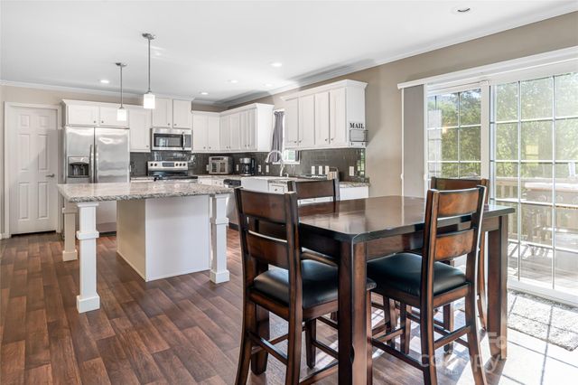 3028 Timber Trails Trail, Hendersonville, NC 28792