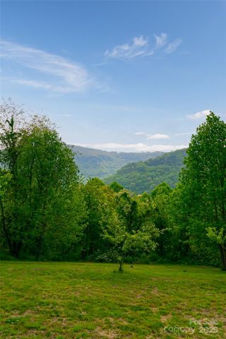 3028 Timber Trails Trail, Hendersonville, NC 28792