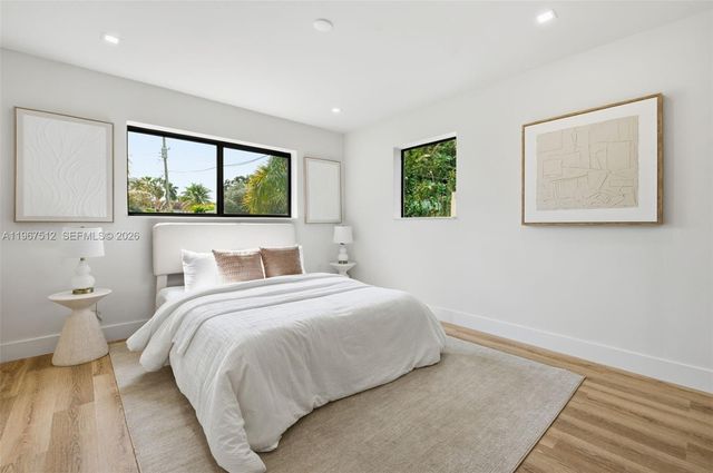 3021 SW 12th St, Miami, FL 33135