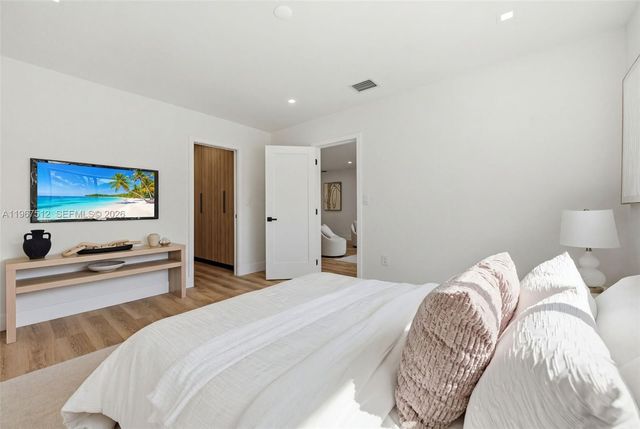 3021 SW 12th St, Miami, FL 33135