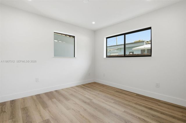 3021 SW 12th St, Miami, FL 33135