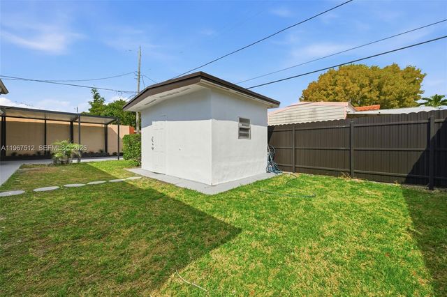 3021 SW 12th St, Miami, FL 33135