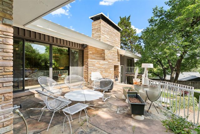 1535 Junior Drive, Dallas, TX 75208
