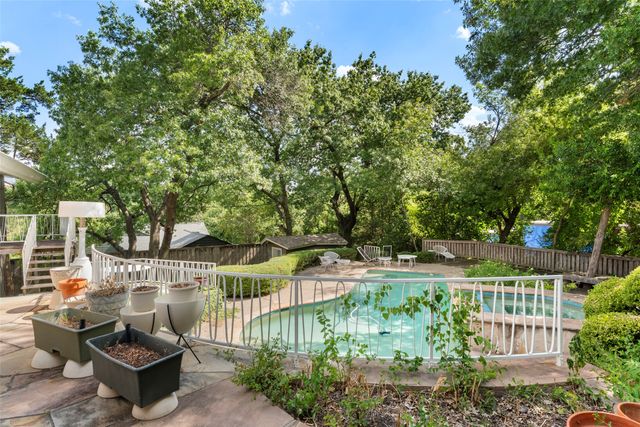 1535 Junior Drive, Dallas, TX 75208