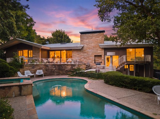 1535 Junior Drive, Dallas, TX 75208