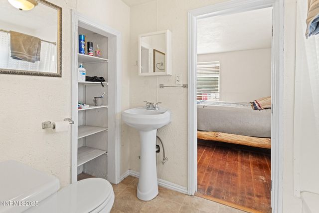 390 Flicker Circle, Washoe Valley, NV 89704