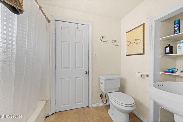 390 Flicker Circle, Washoe Valley, NV 89704