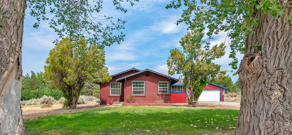 390 Flicker Circle, Washoe Valley, NV 89704