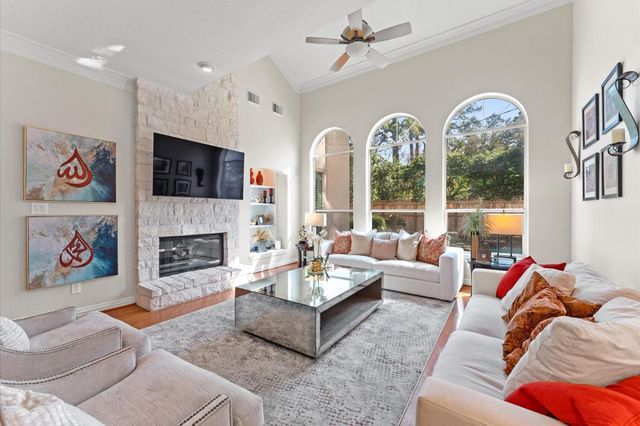 9331 Wickford Drive, Houston, TX 77024