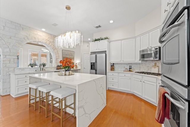 9331 Wickford Drive, Houston, TX 77024