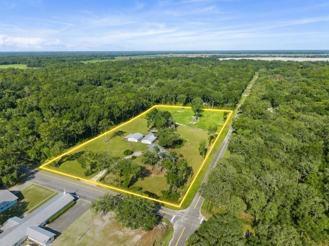 12450 NW 85TH AVENUE, Chiefland, FL 32626