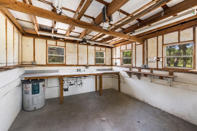 12450 NW 85TH AVENUE, Chiefland, FL 32626