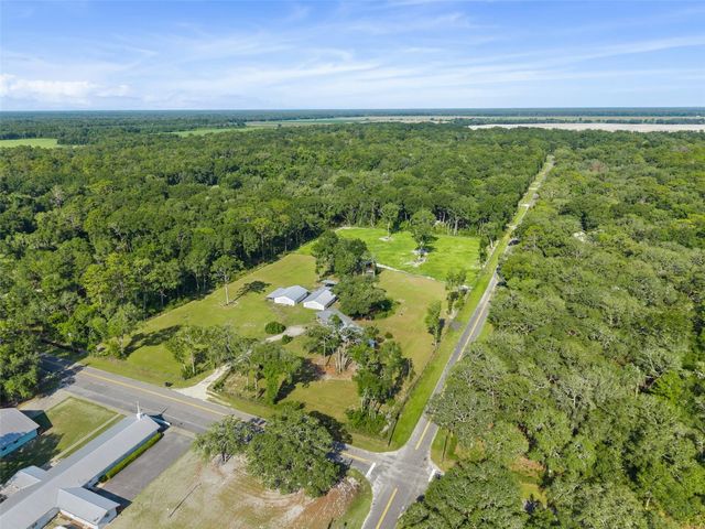 12450 NW 85TH AVENUE, Chiefland, FL 32626