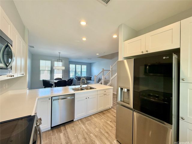 91-2220 Kaiwawalo Street 11-1105, Ewa Beach, HI 96706