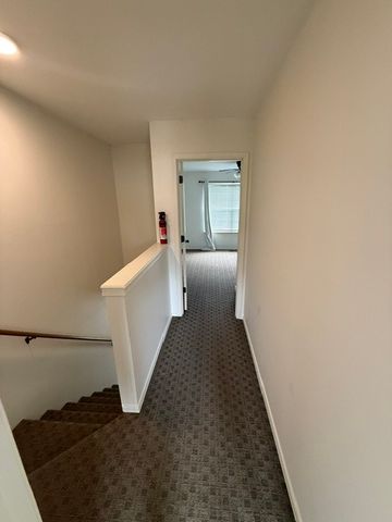 2108-6 N Garland Avenue, Fayetteville, AR 72704