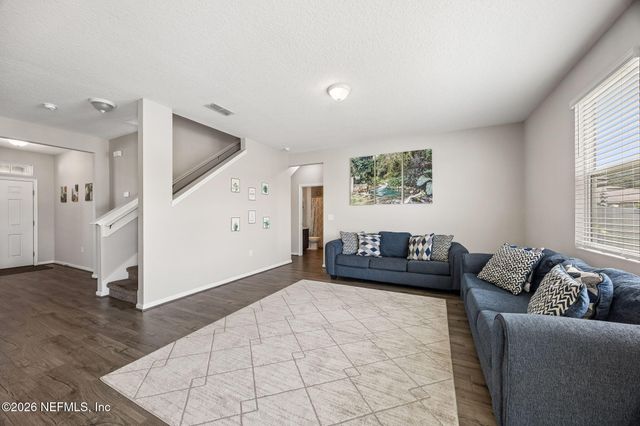 3676 ALTA LAKES Boulevard, Jacksonville, FL 32226