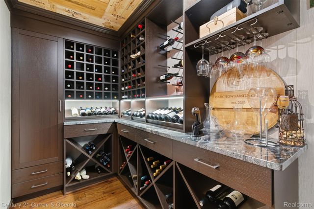 11793 Lorenz Way 13, Plymouth Charter Township, MI 48170