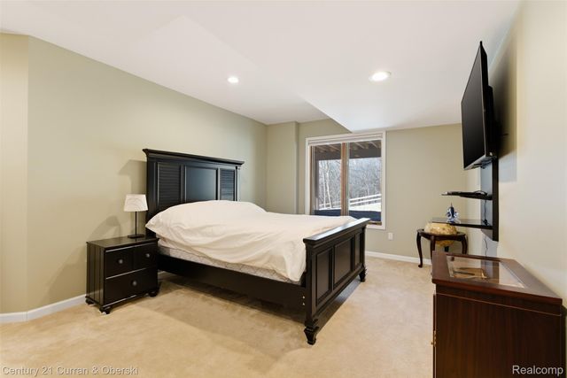 11793 Lorenz Way 13, Plymouth Charter Township, MI 48170