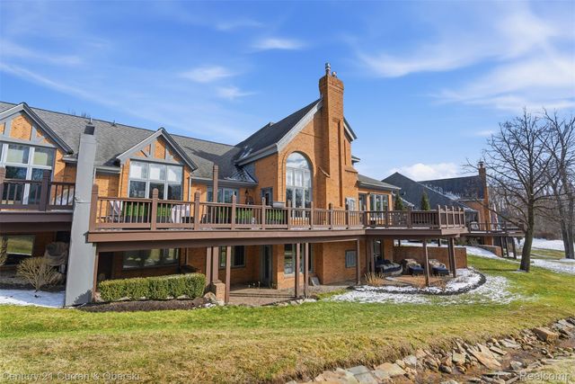 11793 Lorenz Way 13, Plymouth Charter Township, MI 48170