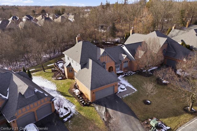 11793 Lorenz Way 13, Plymouth Charter Township, MI 48170