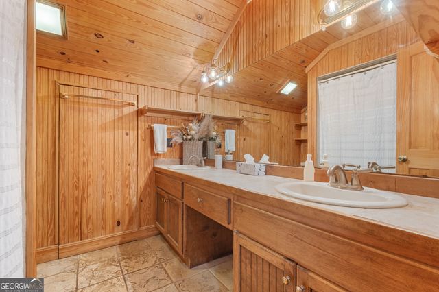 60 Rolling Hills Road, Statesboro, GA 30461