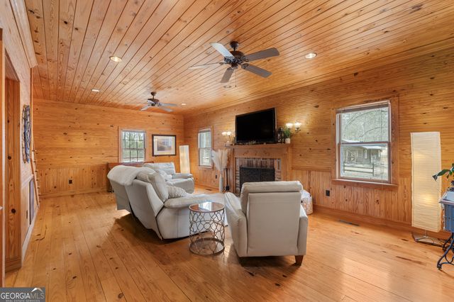 60 Rolling Hills Road, Statesboro, GA 30461