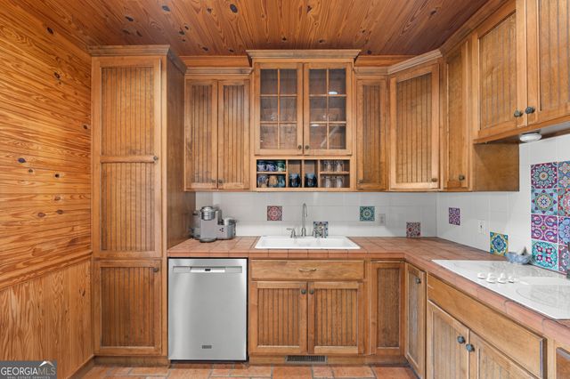 60 Rolling Hills Road, Statesboro, GA 30461