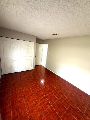 5817 W Tidwell Road, Houston, TX 77092