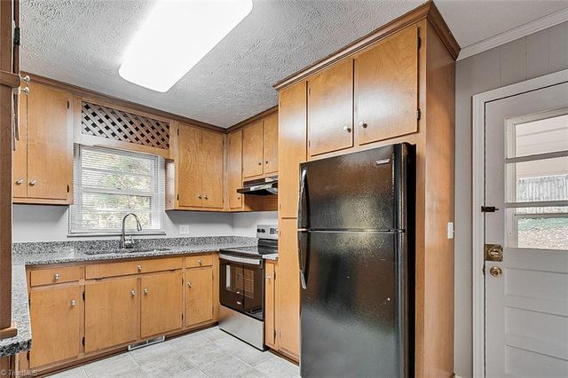 223 McLaurin Drive, Asheboro, NC 27203