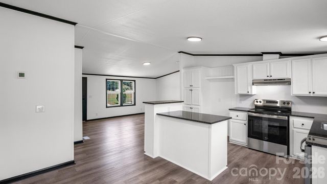 178 Zircon Drive, Statesville, NC 28625