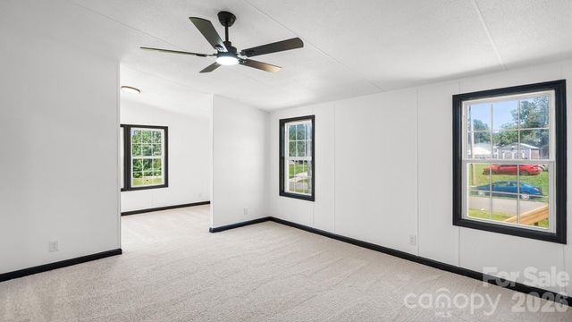 178 Zircon Drive, Statesville, NC 28625