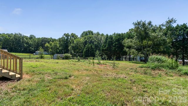 178 Zircon Drive, Statesville, NC 28625