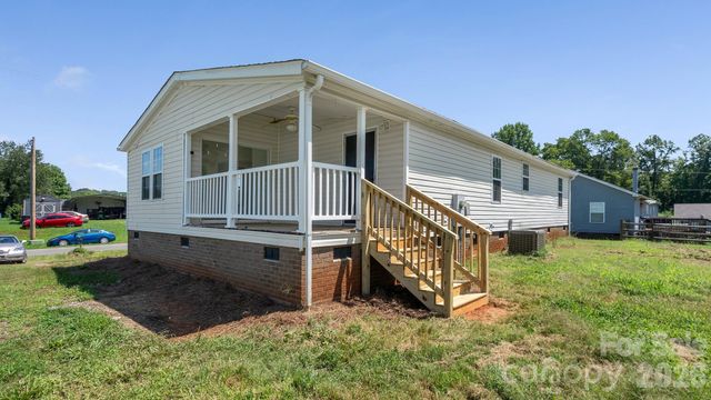 178 Zircon Drive, Statesville, NC 28625