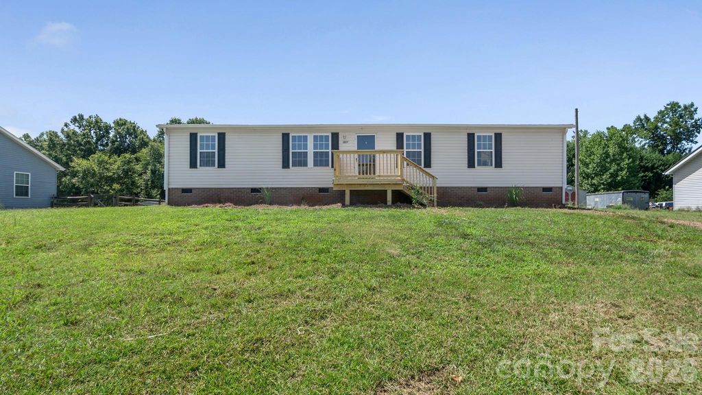 178 Zircon Drive, Statesville, NC 28625
