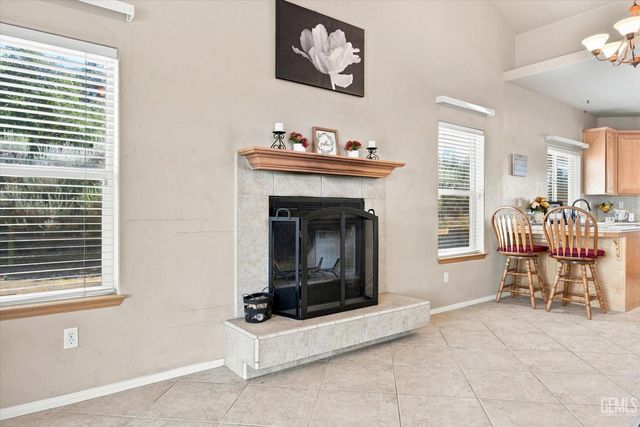 24650 Sandpiper Court, Tehachapi, CA 93561
