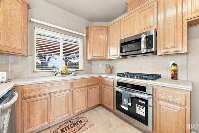 24650 Sandpiper Court, Tehachapi, CA 93561