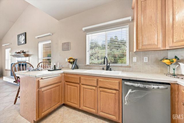 24650 Sandpiper Court, Tehachapi, CA 93561