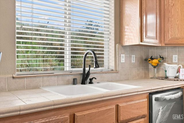 24650 Sandpiper Court, Tehachapi, CA 93561