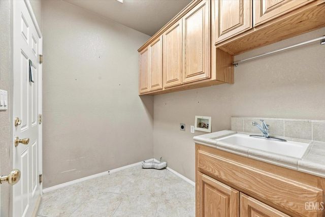 24650 Sandpiper Court, Tehachapi, CA 93561