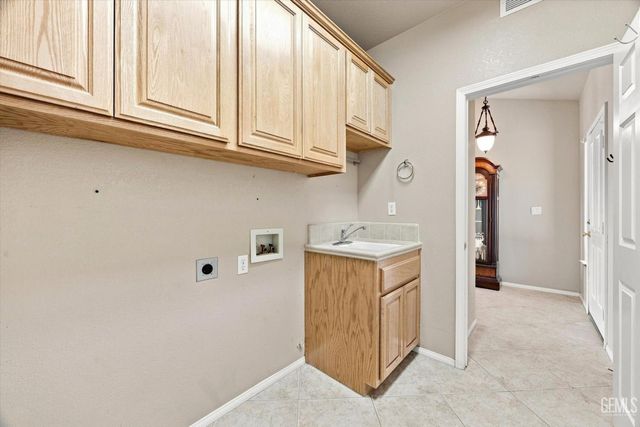24650 Sandpiper Court, Tehachapi, CA 93561