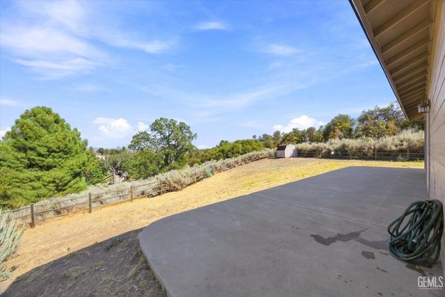 24650 Sandpiper Court, Tehachapi, CA 93561