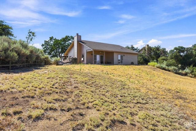 24650 Sandpiper Court, Tehachapi, CA 93561